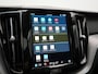 Volvo XC60 T6 AWD Plus Dark PHEV 350pk Dealer O.H. | Trekhaak Af Fabriek | Panodak | 360 Camera | Adaptive Cruise | Lederen Sportstoelen Memory & Verwarmd | 20'' L.M. | Keyless | Blis | Google Assistant | Apple Carplay | Stuur Verwarmd | DAB  | Plug In Hybrid |