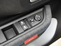 Citroën C3 Business 100pk | DEMO | Navigatie | Airco | Cruise Control | Parkeersensoren | Led koplampen | Apple Carplay / Android Auto | Bluetooth | DAB+ radio | Comfortstoelen | Elektrisch inklapbare spiegels | Draadloze telefoonlader | Regensensor | Multifunctioneel stuurwiel |