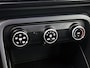 Citroën C3 Business 100pk | DEMO | Navigatie | Airco | Cruise Control | Parkeersensoren | Led koplampen | Apple Carplay / Android Auto | Bluetooth | DAB+ radio | Comfortstoelen | Elektrisch inklapbare spiegels | Draadloze telefoonlader | Regensensor | Multifunctioneel stuurwiel |