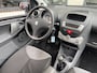 Peugeot 107 1.0-12V XR 3Drs Beurt Weinig km NAP APK