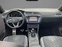 Volkswagen Tiguan 1.4TSIeHybrid 180kW/245PK R-Line Black Style · Panoramadak · Trekhaak · 360°Camera + Parkeersensoren · Stoelverwarming · Apple/Android Car Play · Dodehoeksensor ·