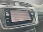 Volkswagen Tiguan 1.4TSIeHybrid 180kW/245PK R-Line Black Style · Panoramadak · Trekhaak · 360°Camera + Parkeersensoren · Stoelverwarming · Apple/Android Car Play · Dodehoeksensor ·