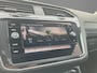 Volkswagen Tiguan 1.4TSIeHybrid 180kW/245PK R-Line Black Style · Panoramadak · Trekhaak · 360°Camera + Parkeersensoren · Stoelverwarming · Apple/Android Car Play · Dodehoeksensor ·