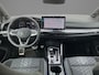 Volkswagen Golf Variant 1.5eTSI/150PK R-Line Black Style DSG · Navigatie · Harman/Kardon · 360°Camera + Parkeersensoren · Stoelverwarming · Garantie t/m 23-04-2030 of 100000km.