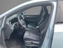 Volkswagen Golf Variant 1.5eTSI/150PK R-Line Black Style DSG · Navigatie · Harman/Kardon · 360°Camera + Parkeersensoren · Stoelverwarming · Garantie t/m 23-04-2030 of 100000km.