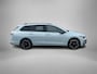 Volkswagen Golf Variant 1.5eTSI/150PK R-Line Black Style DSG · Navigatie · Harman/Kardon · 360°Camera + Parkeersensoren · Stoelverwarming · Garantie t/m 23-04-2030 of 100000km.