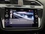 Volkswagen Tiguan 1.4 TSI eHybrid R-Line Business+ 245 PK| Dealeronderhouden | Trekhaak | Panoramadak | Navigatie | Achterklep Elektrisch | Stoelverwarming Voor & Achter | Stuurwielverwarming | Achteruitrijcamera