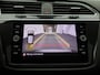 Volkswagen Tiguan 1.4 TSI eHybrid R-Line Business+ 245 PK| Dealeronderhouden | Trekhaak | Panoramadak | Navigatie | Achterklep Elektrisch | Stoelverwarming Voor & Achter | Stuurwielverwarming | Achteruitrijcamera