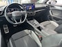CUPRA Leon 1.4 e-Hybrid Performance / AUTOMAAT/ ACC/ DODEHOEK/ PARK.SENSOREN V+A/ CAMERA/ STUUR+STOELVERWARM./ KEYLESS/ DIGITAL DASH/ RIJ-MODI/ DAB/ NAVI/ CLIMA/ LED/ 18'' LMV