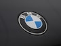 BMW X1 sDrive20i VDL Nedcar Edition | WORDT VERWACHT | Automaat | Panoramadak | Camera | Parkeersensoren | Stoelverwarming | Trekhaak |