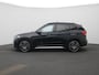 BMW X1 sDrive20i VDL Nedcar Edition | WORDT VERWACHT | Automaat | Panoramadak | Camera | Parkeersensoren | Stoelverwarming | Trekhaak |