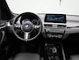 BMW X1 sDrive20i VDL Nedcar Edition | WORDT VERWACHT | Automaat | Panoramadak | Camera | Parkeersensoren | Stoelverwarming | Trekhaak |
