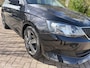 Skoda Fabia 1.0 Active Nieuwe APK pdc achter
