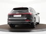 Audi E-tron 55 408pk Quattro S edition 95 kWh · SOH 98,3% · Camera · Luchtvering · Navigatie · Head-Up · P-Sensoren · Stoelverwarming · 21'' Inch ·