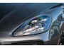 Porsche Cayenne Coupé 3.0 E-Hybrid | Dealer OH | Meesturende As | Sportchono | Stoelkoeling | Dubbel glas | Trekhaak | Panorama | LED | Adaptive | NL auto NAP |