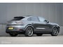 Porsche Cayenne Coupé 3.0 E-Hybrid | Dealer OH | Meesturende As | Sportchono | Stoelkoeling | Dubbel glas | Trekhaak | Panorama | LED | Adaptive | NL auto NAP |