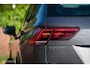 Volkswagen Tiguan 2.0 TSI 4Motion Highline | Panorama | Trekhaak | Virtual cockpit | Camera | Massage | HUD | AWD | Adaptive cruise | LED |