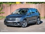 Volkswagen Tiguan 2.0 TSI 4Motion Highline | Panorama | Trekhaak | Virtual cockpit | Camera | Massage | HUD | AWD | Adaptive cruise | LED |