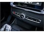 Volvo XC90 T8 Plug-in hybrid AWD ULTRA DARK **Lucht vering** Trekhaak**Panodak B&W**Stoelventilatie+Massage