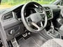 Volkswagen Tiguan 1.5 TSI R-Line / Automaat / PDC V-A Carplay-Android auto / 150PK / Getinte Ramen