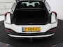 Kia EV6 GT-Line 77.4 kWh | Panoramadak | Adaptive cruise | Matrix LED | Meridian Surround | Trekhaak | Head-Up | Leder/Alcantara | 360 Camera | Carplay | Keyless
