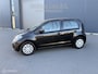 Volkswagen Up! 1.0 5-Deurs Airco DAB APK 05-2028 Zwart INCL BTW