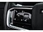 Land Rover Range Rover Evoque 1.5 P300e AWD R-Dynamic | Rijklaar! | Pano | Afn. Trekhaak | Stoelverw. | Cruise | All Season | Elek. stoelen+Leder | 360*+PDC | CarPlay | Elek. Klep V