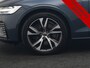 Volvo V60 T6 Recharge AWD R-Design PHEV 340pk Dealer O.H | Trekhaak Af Fabriek | Panodak | Harman / Kardon | Lederen Sportstoelen Memory & Ventilatie | Camera | Keyless | Stuur & Stoelen Verwarmd | Apple Carplay | Virtual | Navigatie | Cruise Control | DAB+ | 18" L.M | Plug In Hybrid |