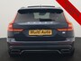 Volvo V60 T6 Recharge AWD R-Design PHEV 340pk Dealer O.H | Trekhaak Af Fabriek | Panodak | Harman / Kardon | Lederen Sportstoelen Memory & Ventilatie | Camera | Keyless | Stuur & Stoelen Verwarmd | Apple Carplay | Virtual | Navigatie | Cruise Control | DAB+ | 18" L.M | Plug In Hybrid |