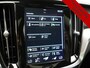 Volvo V60 T6 Recharge AWD R-Design PHEV 340pk Dealer O.H | Trekhaak Af Fabriek | Panodak | Harman / Kardon | Lederen Sportstoelen Memory & Ventilatie | Camera | Keyless | Stuur & Stoelen Verwarmd | Apple Carplay | Virtual | Navigatie | Cruise Control | DAB+ | 18" L.M | Plug In Hybrid |