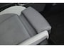 Volkswagen ID.3 204pk 58 kWh First Max HUD Panoramadak Camera Navigatie Stoelverwarming Keyless