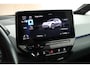 Volkswagen ID.3 204pk 58 kWh First Max HUD Panoramadak Camera Navigatie Stoelverwarming Keyless