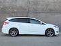 Ford Focus Wagon 1.0 ST-Line | Navigatie | Origineel NL | Distributieriem vervangen! | Cruise control | Parkeersensoren |