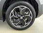 Alfa Romeo Junior 1.2 Turbo Hybrid Ibrida Speciale | Sport stoelen | Panoramadak | Dodehoekdetectie | Apple Carplay/Android Auto | Navigatie | Adaptieve Cruise Control | LED Matrix koplampen