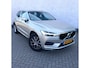 Volvo XC60 2.0 T5 AWD Momentum | Navigatie | Apple Carplay | Android Auto | Keyless Entry | Elektrische Achterklep | Lederen Bekleding | Stoelverwarming | LED Koplampen Adaptief