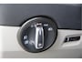 Volkswagen Transporter 2.0 TDI L2H1 DC-5P, 150PK AUT. NAP! TREKHAAK, CARPLAY, NAVI, CRUISE, LEDER STUUR, PARKEERSENSOREN, 16'' LMV