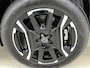 Peugeot e-5008 Allure Long Range 97 kWh 210pk Automaat | Tot 677km WLTP | Warmtepomp |  Panoramic Navigation Pack | Trekhaak | 19"LMV | Dakrails |