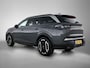 Peugeot e-5008 Allure Long Range 97 kWh 210pk Automaat | Tot 677km WLTP | Warmtepomp |  Panoramic Navigation Pack | Trekhaak | 19"LMV | Dakrails |