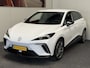 MG MG4 ELECTRIC LUXURY LONG RANGE 204 PK 64 KWH FABRIEKGARANTIE TOT 2031 !!! NAVIGATIE ADAPTIVE CRUISE CONTROL APPLE CARPLAY/ANDROID 360 CAMERA STOEL EN STUURVERWARMING DODEHOEKSENSOREN RIJSTROOKSENSOREN KEYLESS GO ZEER MOOI !!