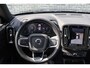 Volvo XC40 1.5 T5 Recharge R-Design | Plug-in Hybrid (PHEV) | 360 Graden Camera | Panoramadak | Harman Kardon Audio | Trekhaak | Stoelverwarming | Keyless Entry | Elektrische Achterklep | Navigatie | Apple Carplay | Android Auto