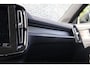 Volvo XC40 1.5 T5 Recharge R-Design | Plug-in Hybrid (PHEV) | 360 Graden Camera | Panoramadak | Harman Kardon Audio | Trekhaak | Stoelverwarming | Keyless Entry | Elektrische Achterklep | Navigatie | Apple Carplay | Android Auto