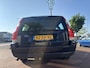 Volvo V70 2.4 Momentum leer navi airco trekhaak