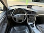 Volvo V70 2.4 Momentum leer navi airco trekhaak