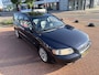 Volvo V70 2.4 Momentum leer navi airco trekhaak