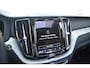 Volvo XC60 T6 350PK Automaat Plug-in Hybrid AWD Plus Dark / Navigatie / 360 Camera / Adaptieve Cruise Control / Stuur & Stoelverwarming / Stoelverwarming achter / Elektr. Achterklep / Schuifdak / Trekhaak