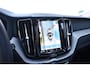 Volvo XC60 T6 350PK Automaat Plug-in Hybrid AWD Plus Dark / Navigatie / 360 Camera / Adaptieve Cruise Control / Stuur & Stoelverwarming / Stoelverwarming achter / Elektr. Achterklep / Schuifdak / Trekhaak