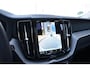 Volvo XC60 T6 350PK Automaat Plug-in Hybrid AWD Plus Dark / Navigatie / 360 Camera / Adaptieve Cruise Control / Stuur & Stoelverwarming / Stoelverwarming achter / Elektr. Achterklep / Schuifdak / Trekhaak