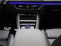 Volkswagen Tayron 1.5 eHybrid R-Line Edition 272 PK| Origineel Nederlands | 1e Eigenaar | Panoramadak | Trekhaak | Leder Interieur | Stoelventilatie | Stoelverwarming | Stuurwielverwarming | Navigatie