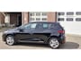 Renault Clio 1.2 TCe Limited 120pk 4 cilinder