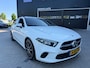 Mercedes-Benz A-klasse 180 Business Solution / Wide-Screen / Automaat / Camera / 18" Inch LMV